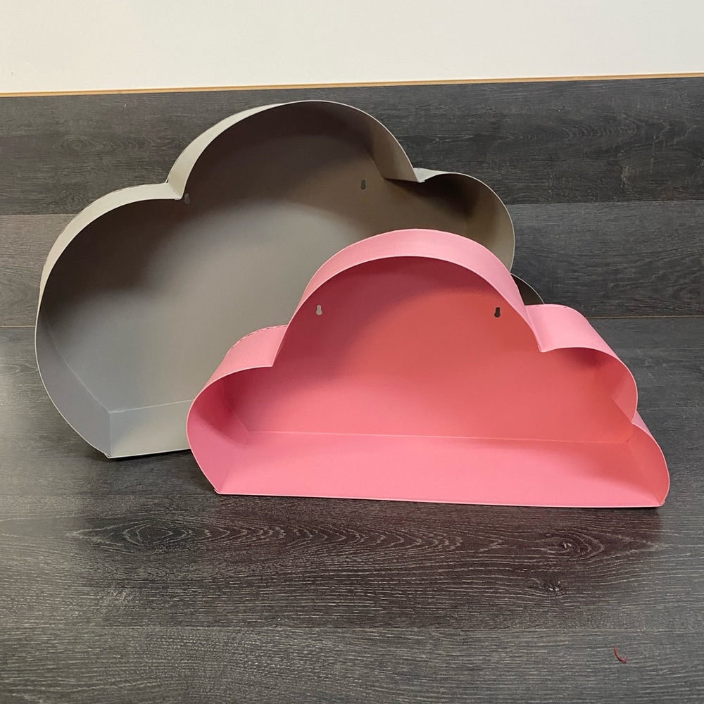 Wall metallic decorative shelf -